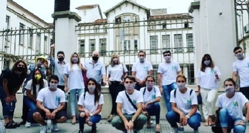Acto de Amor en el Hospital Gutierrez MISION –AR Iván Camaño