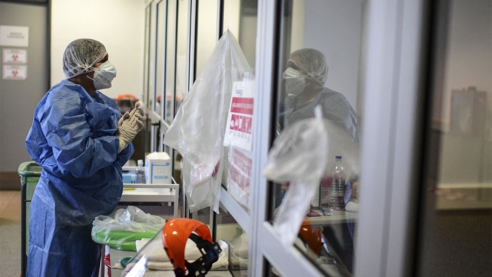Hubo 65 muertos y 69.884 nuevos contagios de coronavirus en la Argentina