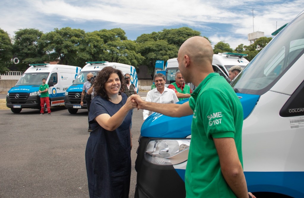 Vizzotti entregó nuevas ambulancias a la Ciudad Autónoma de Buenos Aires