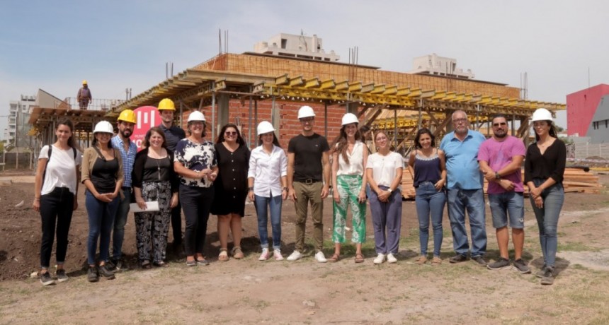 Ghi y Mazzina recorrieron la construcción del futuro Centro Territorial de Géneros y Diversidad