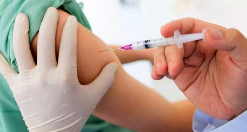 El Ministerio de Salud Recomienda Reforzar la Vacunación Contra el COVID-19