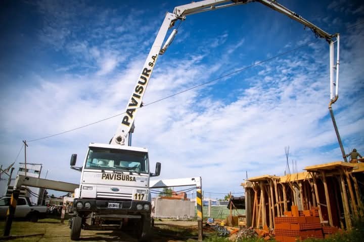 Avanza la construcción de 28 viviendas en el barrio La Odisea de Quilmes Oeste