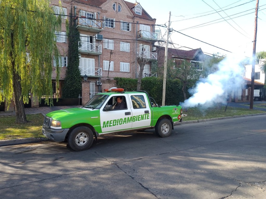 Esteban Echeverría intensifica los operativos de fumigación contra el dengue