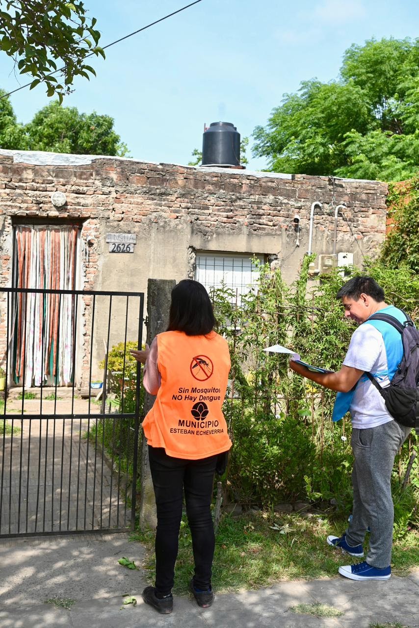 Dengue: refuerzan el operativo puerta a puerta en Esteban Echeverría