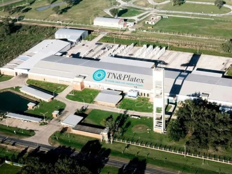 Cierre textil, suspensiones y salarios recortados: casi 200 empleos en riesgo en Tucumán