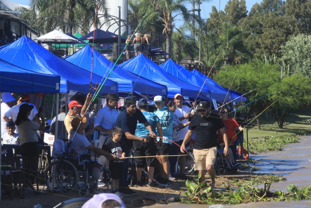 Impulso nacional al Litoral para consolidarse como polo de pesca adaptada y turismo accesible