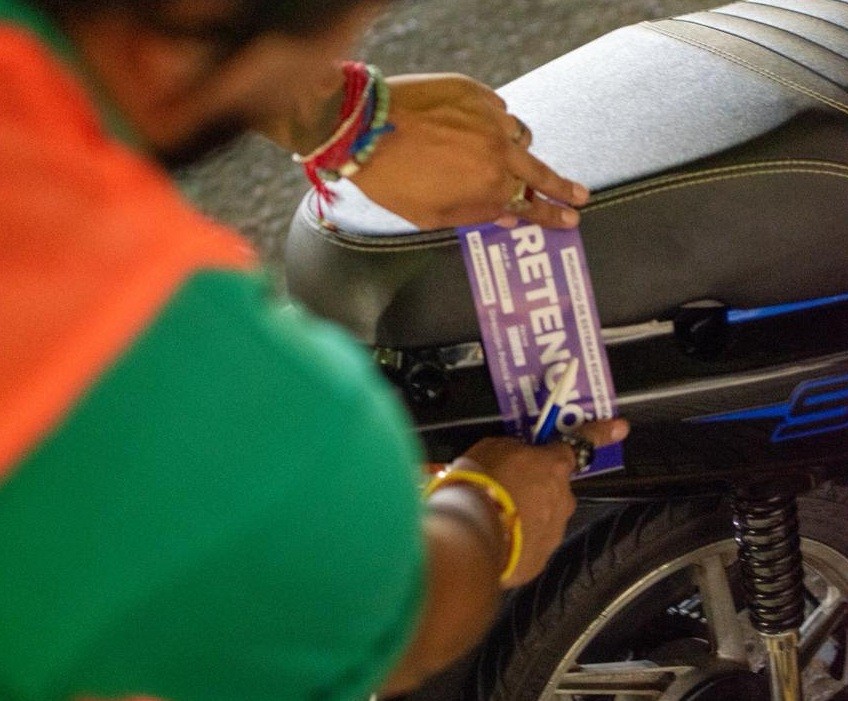 Operativos nocturnos en Esteban Echeverría: controles, test de alcoholemia y motos secuestradas