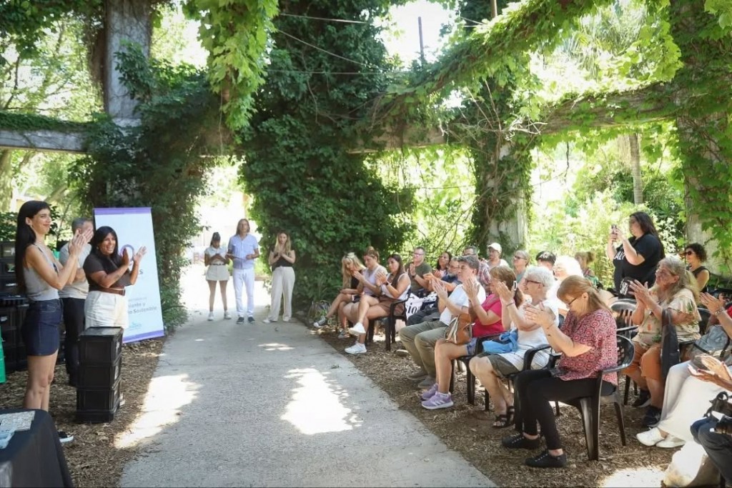 Educación ambiental en Quilmes: jornada sobre residuos urbanos reunió a vecinos, instituciones y autoridades