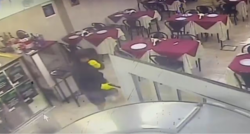 Terror en San Justo: encapuchados apuntaron a un nene de 11 años y golpearon a empleados durante un asalto a un bodegón