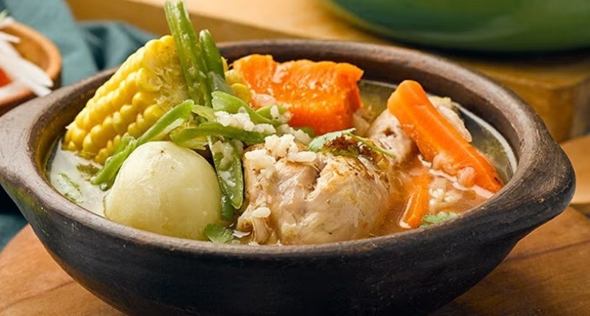 Cazuela de pollo: la receta tradicional argentina que nunca falla