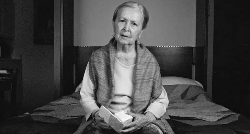  Anne Tyng, «de musa a heroína»