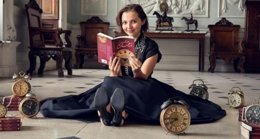 Un crimen en una mansión y siete sospechosos: el nuevo misterio de Agatha Christie que atrapa en Netflix