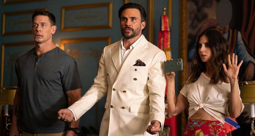 Acción, selva y un golpe de Estado: por qué “Héroe por encargo” arrasa en Netflix