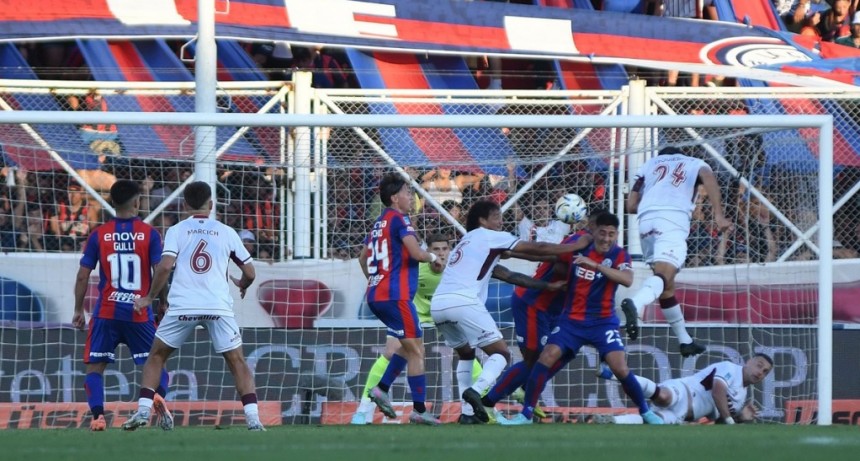 Lanús golpeó en los momentos justos y silenció el Nuevo Gasómetro ante San Lorenzo