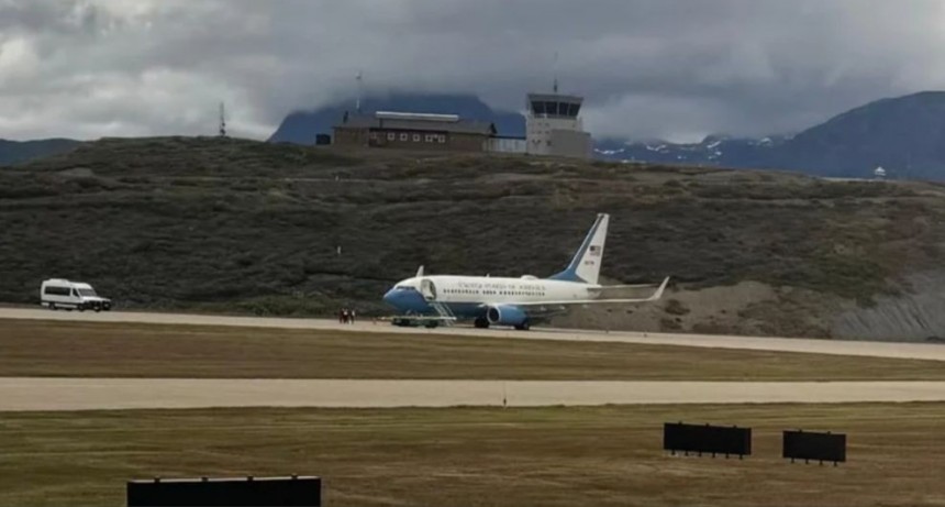 Un avión militar de Estados Unidos aterrizó en Ushuaia tras la intervención del puerto y crecen las sospechas