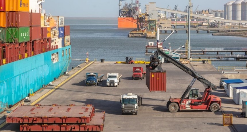 Buenos Aires le pone un freno a la desregulación y vuelve a exigir serenos de buque en todos los puertos