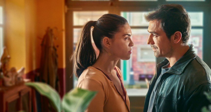 Un amor imposible, deudas y dos familias enfrentadas: por qué “Amar, perder” emociona en Netflix