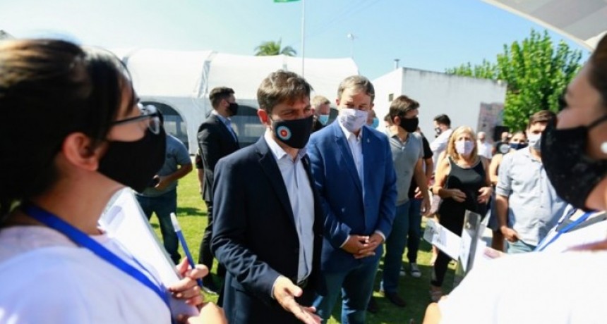 Axel Kicillof recorrió junto a García y Cascallares el operativo Mi Registro, Mi Barrio