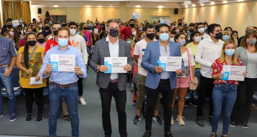 El Ministerio de Desarrollo Territorial y Hábitat entregó viviendas y créditos en Córdoba