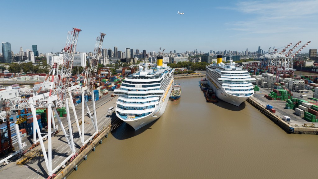 Arribaron más de 12 mil turistas en 4 cruceros al puerto de Buenos Aires
