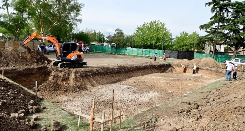 Comenzó la construcción del Natatorio Municipal