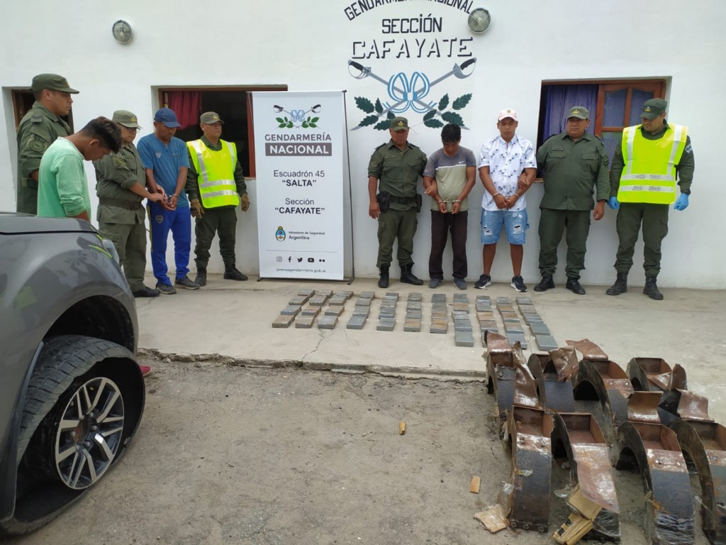 Gendarmería secuestró 70 kilos de cocaína en Salta y Jujuy