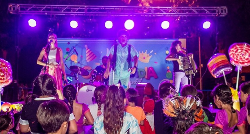 Festejos de Carnaval en la Provincia de Buenos Aires: Carros, cabezudos y el desentierro del diablo