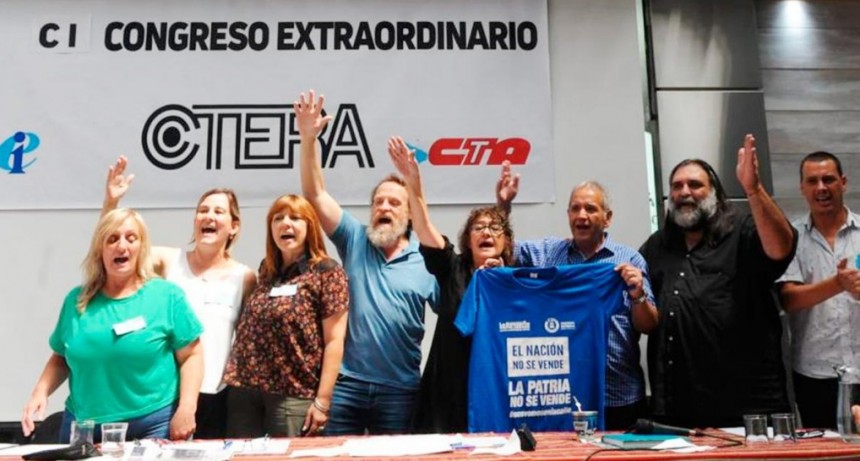 Ctera convoca a paro nacional el lunes en respuesta al ajuste en sueldos docentes