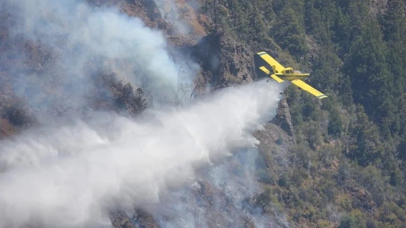 El Bolsón: avanza el control del fuego, pero la destrucción es inmensa