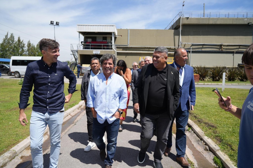 Lucas Ghi y Claudio Tapia recorrieron el CEAMSE y destacaron la importancia del reciclaje en Morón