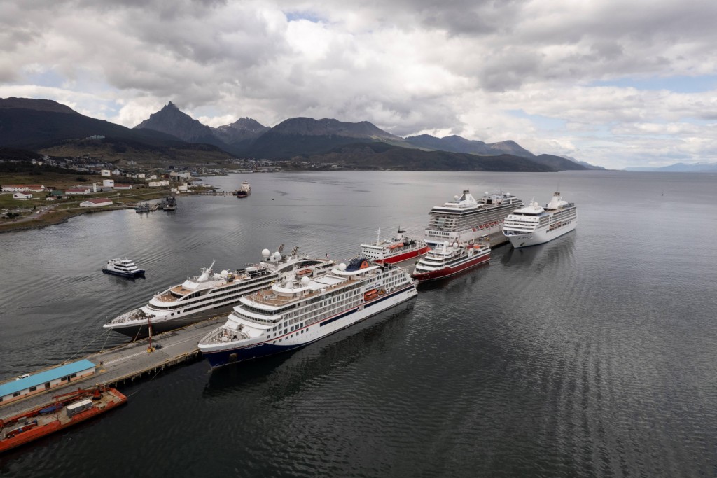 Ushuaia será puerto madre de un crucero de gran porte por primera vez y generará un fuerte impacto económico