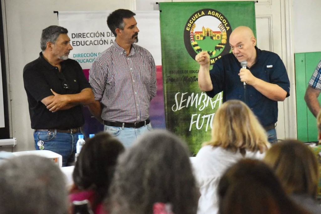 General Alvarado: Jornada de trabajo para la implementación del nuevo Diseño Curricular de Educación Agraria