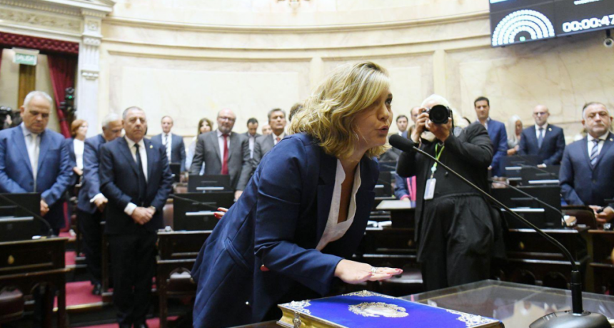 Stefanía Cora juró como senadora en reemplazo de Edgardo Kueider