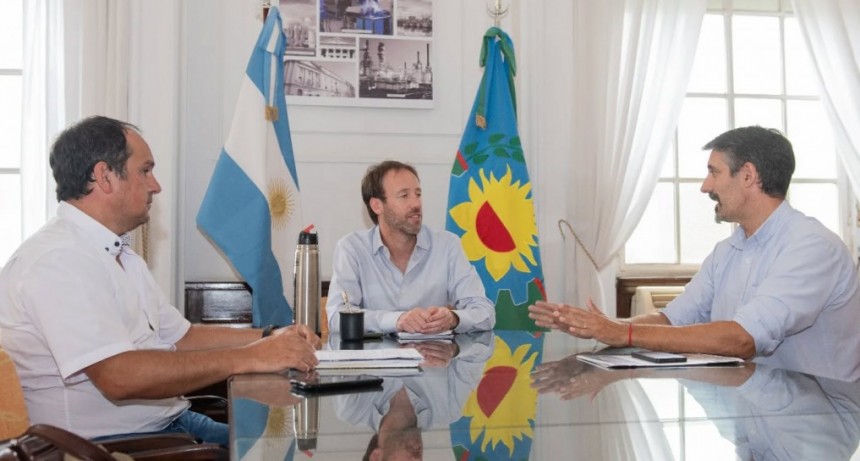 General Alvarado: el intendente Ianantuony se reunió con el ministro de Economía bonaerense para impulsar obras viales