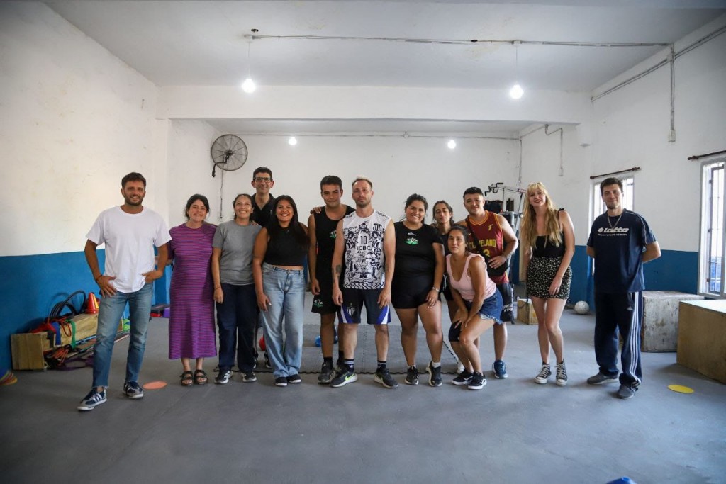 Renovaron el Salón de Usos Múltiples del Club Villa Augusta y refuerzan el apoyo a los clubes de barrio en Quilmes