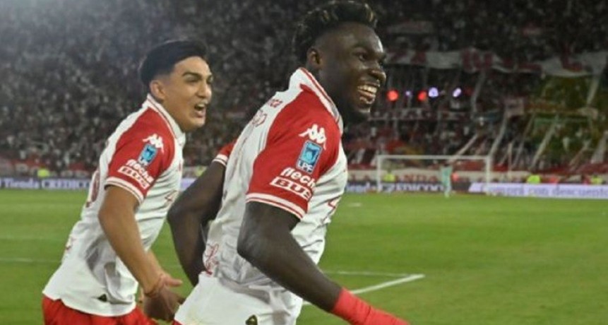 Huracán se quedó con el clásico ante San Lorenzo y desató la fiesta en Parque Patricios