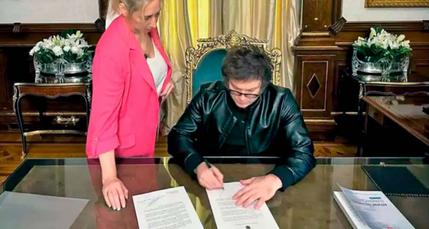 En el transcurso del receso legislativo, el Poder Ejecutivo dictó la misma cantidad de DNU que las leyes promulgadas  durante el período ordinario del Congreso en 2025