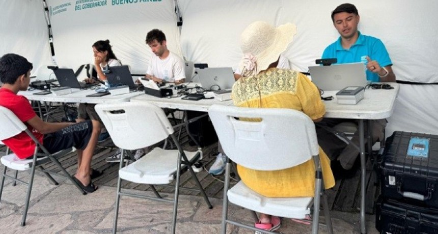 Más de 6.500 trámites gratuitos en la costa: la Provincia extiende los operativos registrales de verano