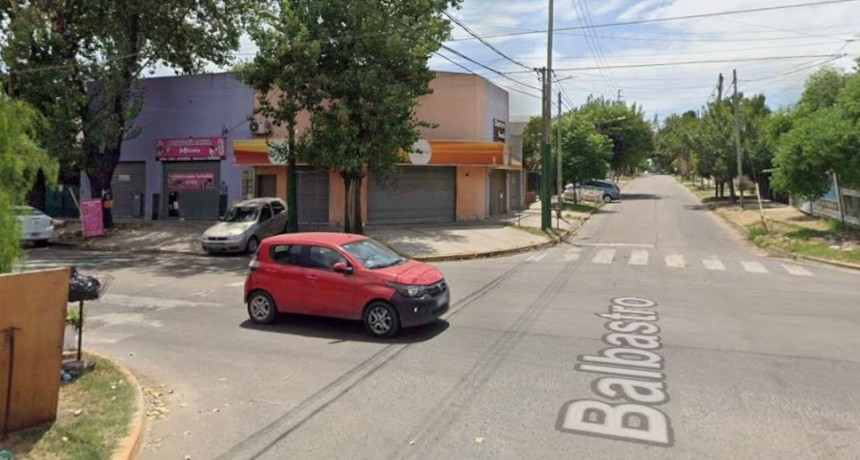 Intento de robo en Ituzaingó terminó con un delincuente muerto y una investigación abierta por el origen del disparo