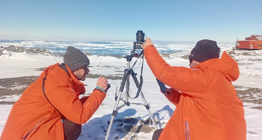 Investigadores del CONICET realizan estudio sobre medición de luz en la Antártida
