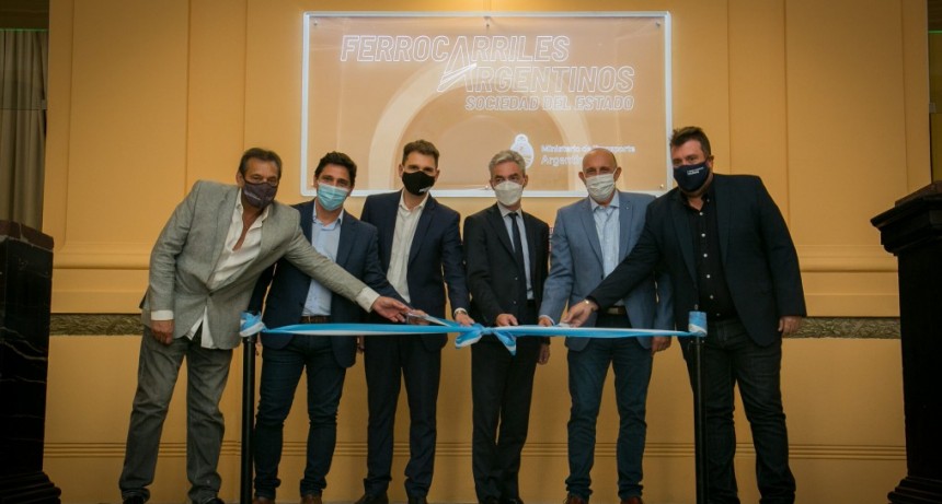 Mario Meoni encabezó la puesta en funcionamiento de Ferrocarriles Argentinos Sociedad del Estado