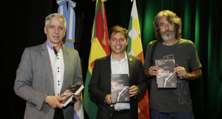 Axel Kicillof participó de la presentación del libro “Evo. Operación Rescate”