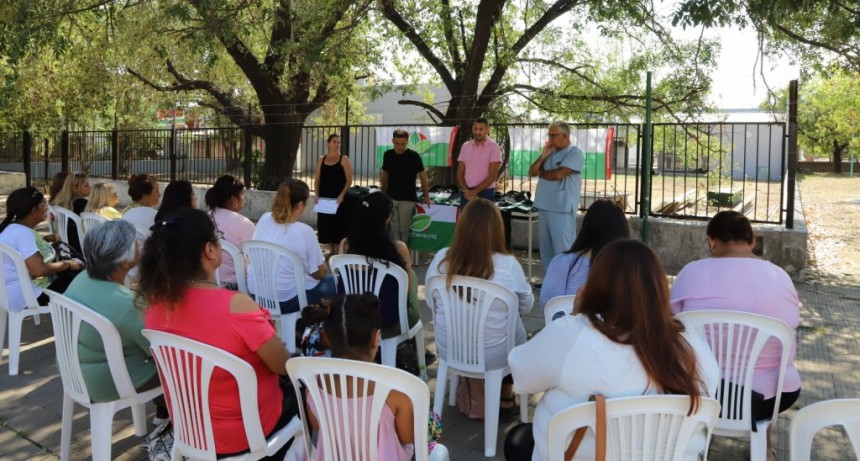El municipio entregó certificados de capacitación a trabajadoras vecinales