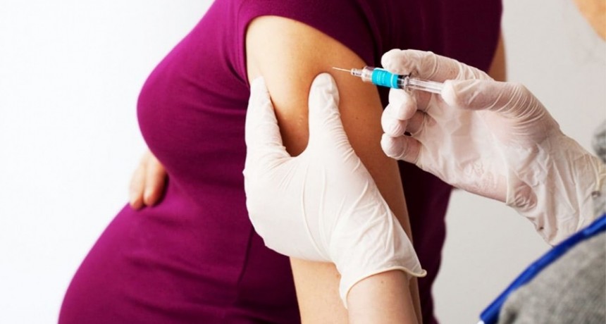 Inicia vacunación nacional contra el Virus Sincicial Respiratorio