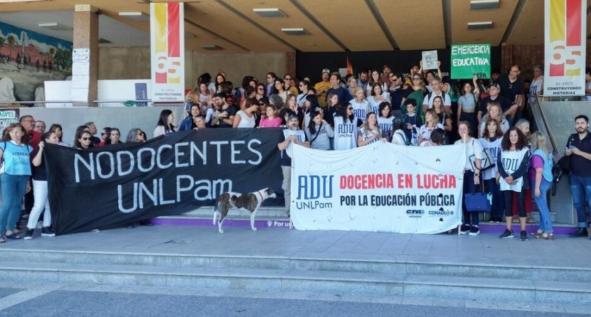 Universidades paralizadas en protesta contra el ajuste propuesto por Javier Milei