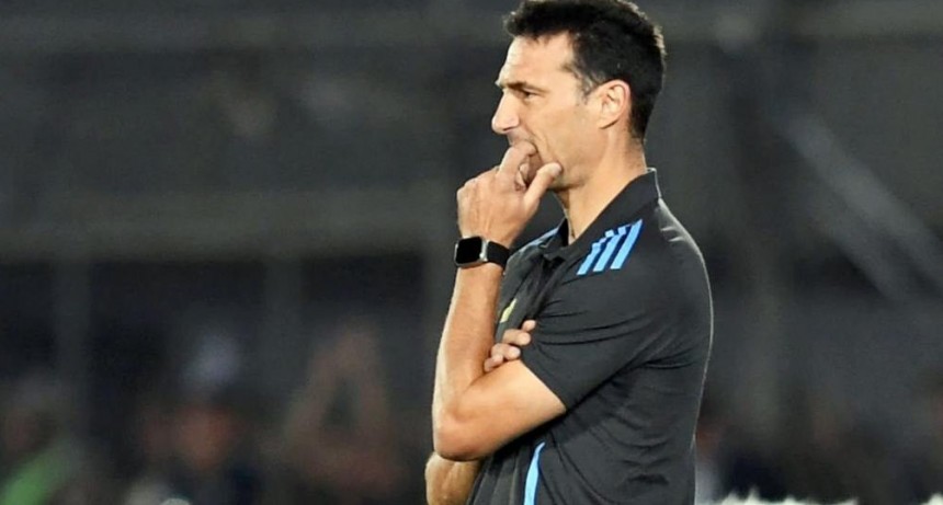 Scaloni sorprendió con la prelista de la Selección para enfrentar a Uruguay y Brasil: jóvenes promesas y bajas clave