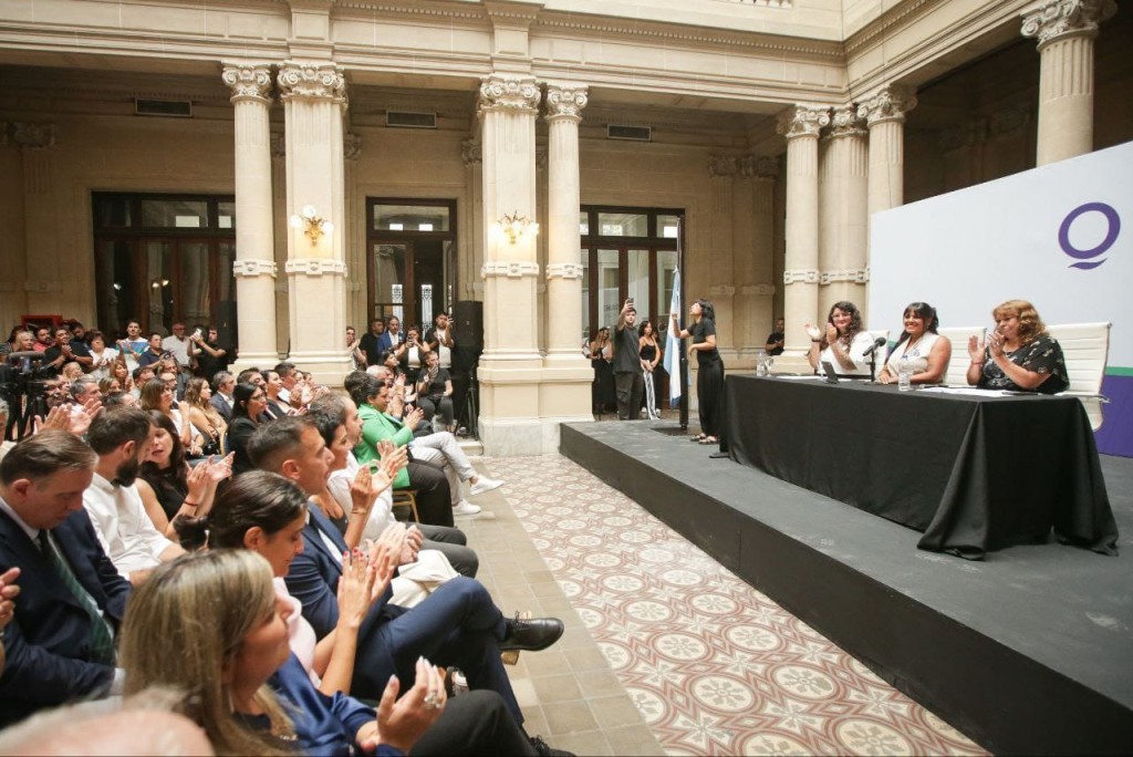 Quilmes compactó más de 600 vehículos secuestrados y destinará lo recaudado a una entidad social