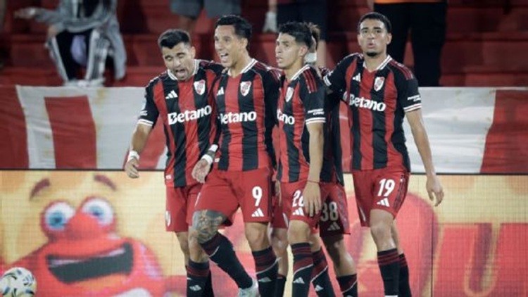 Anuncio de aumento en becas para deportistas y apoyo extra para federaciones