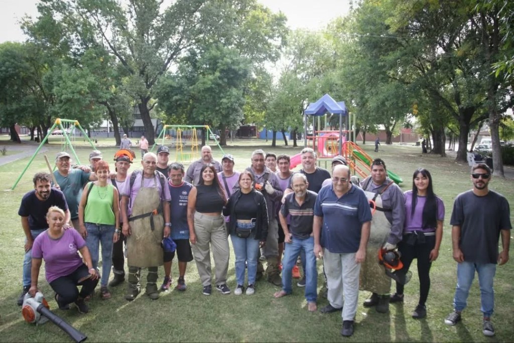 Quilmes refuerza el bacheo y la reparación de calles con hormigón