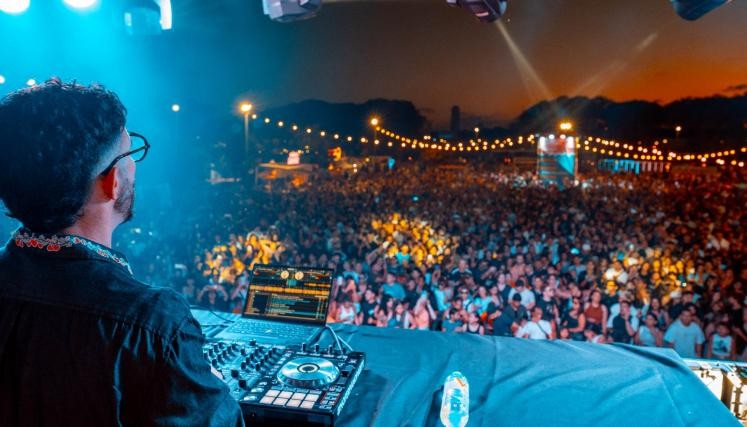 &ldquo;Experiencia BA&rdquo; desembarca en Parque Thays con shows, gastronom&iacute;a y un impactante espect&aacute;culo a&eacute;reo